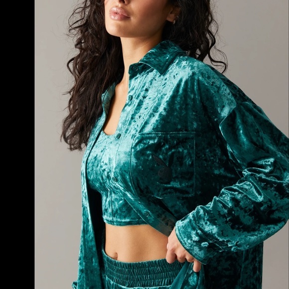 Brand NEW NWT Ladies Playboy Tan Crushed Velour Shacket velvet soft feel very - Picture 11 of 16